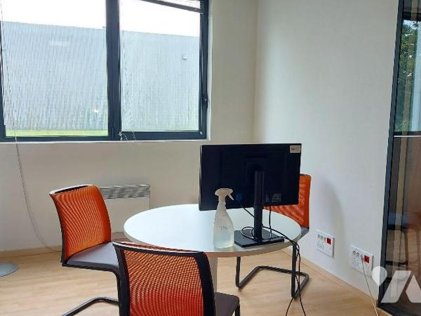 À VENDRE  TINTENIAC (35190) BÂTIMENT INDUSTRIEL-ENTREPÔT & BUREAUX

Situé dans un secteur str...