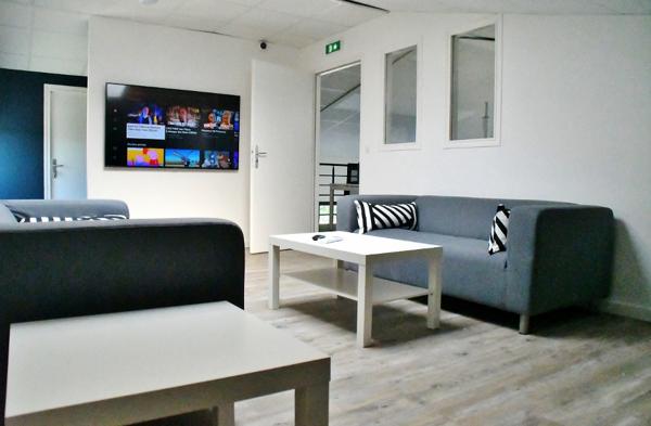 Bureau 7 pièces - 240 m²