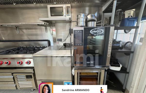 Local Commercial de 130 m²