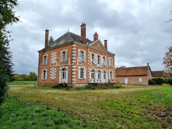 Belle propriété de 6,5 hectares en Sologne des Étangs à 2h10 de Paris