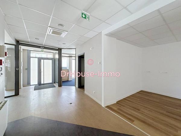 Commerce à vendre 1 pièce de 109 m²