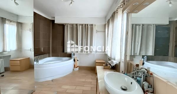 À vendre Maison 4 pièces 100 m² - Bobigny 93000
