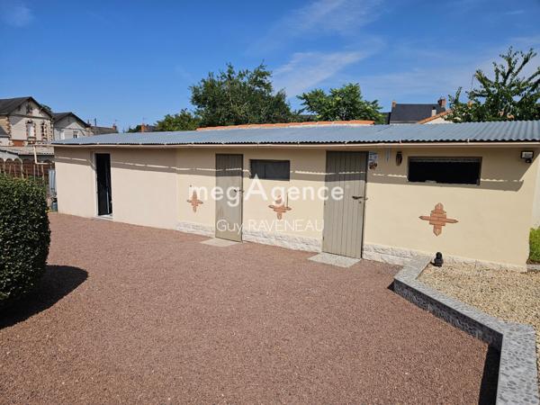 Maison à THOUARS, 79100 - 5 pièces 120m²