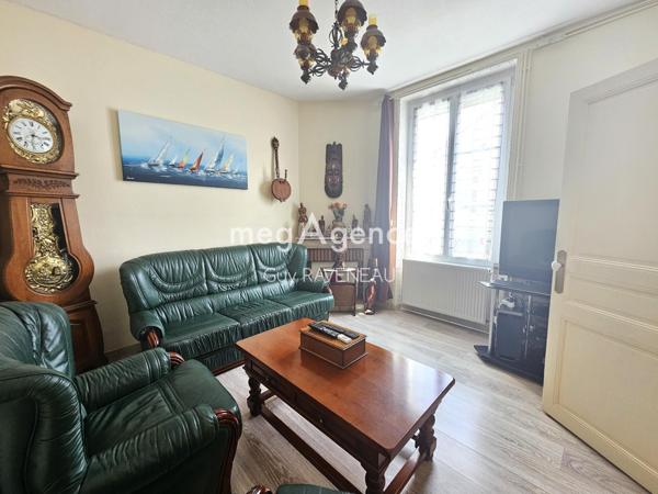 Maison à THOUARS, 79100 - 5 pièces 120m²