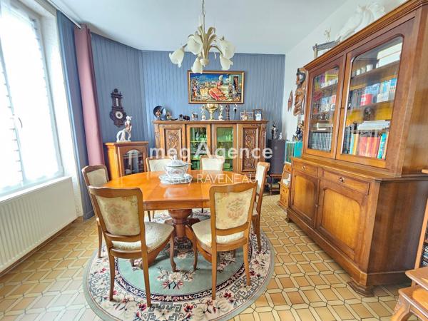 Maison à THOUARS, 79100 - 5 pièces 120m²
