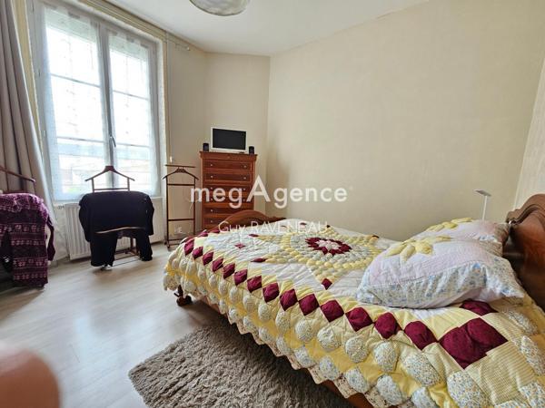 Maison à THOUARS, 79100 - 5 pièces 120m²