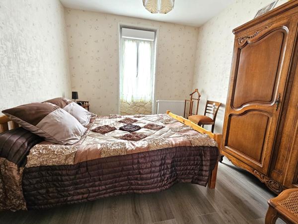 Maison à THOUARS, 79100 - 5 pièces 120m²