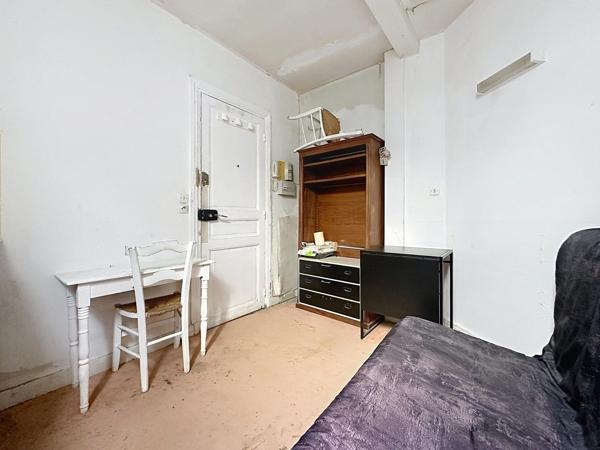 Chambre de service - rue de la Tour - Paris 16