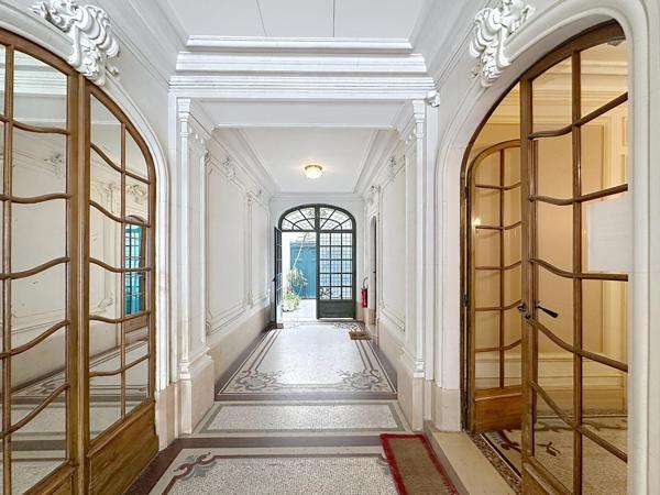 Chambre de service - rue de la Tour - Paris 16