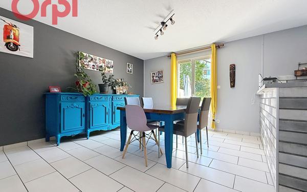 Maison à vendre    5 pièces •  Abrest