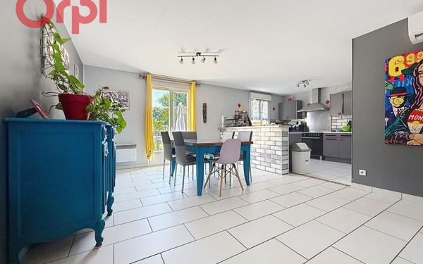 Maison à vendre    5 pièces •  Abrest