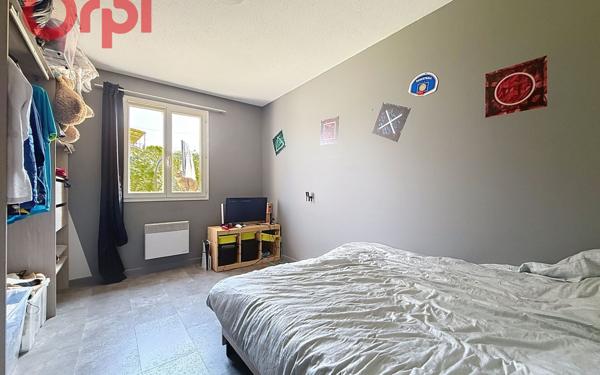 Maison à vendre    5 pièces •  Abrest