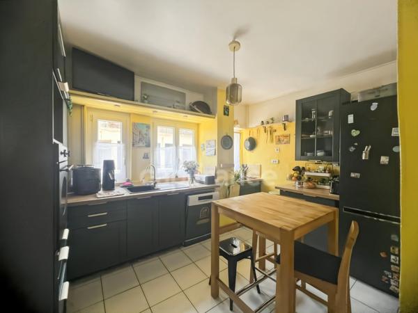 À VENDRE - BOULOGNE-SUR-MER - VUE MER - APPARTEMENT D'EXCEPTION -163 M2 -7 PIÈCES - 5 CHAMBRES - GARAGE - CAVE -