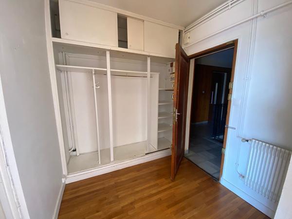Centre - Appartement - ascenseur - balcon
