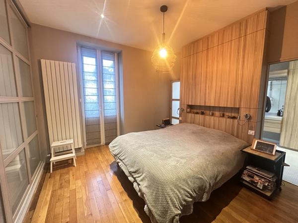 Roanne (42300) Grande maison coup de cœur au centre ville de Roanne (42300) 290m² - 4 chambres - piscine - garage