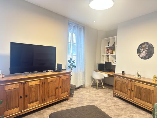 Roanne (42300) Grande maison coup de cœur au centre ville de Roanne (42300) 290m² - 4 chambres - piscine - garage