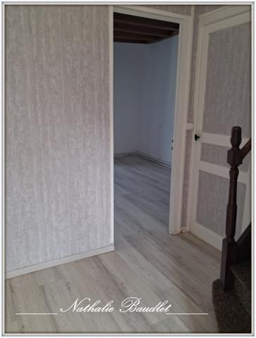 Saint-Denis-d'Orques (72350) Maison 164 m² avec double garage, jardin et cour