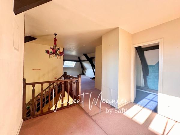 Maison Familiale / 4 chambres / Garage / Piscine / Grand terrain