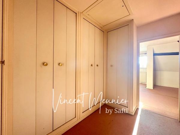 Maison Familiale / 4 chambres / Garage / Piscine / Grand terrain