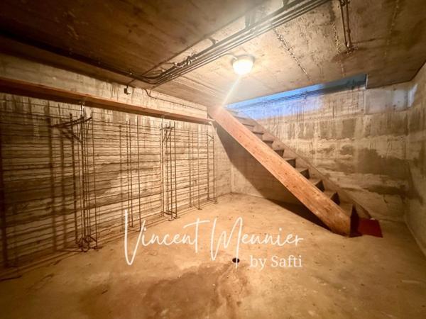 Maison Familiale / 4 chambres / Garage / Piscine / Grand terrain