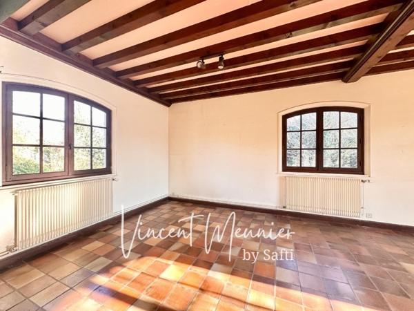 Maison Familiale / 4 chambres / Garage / Piscine / Grand terrain