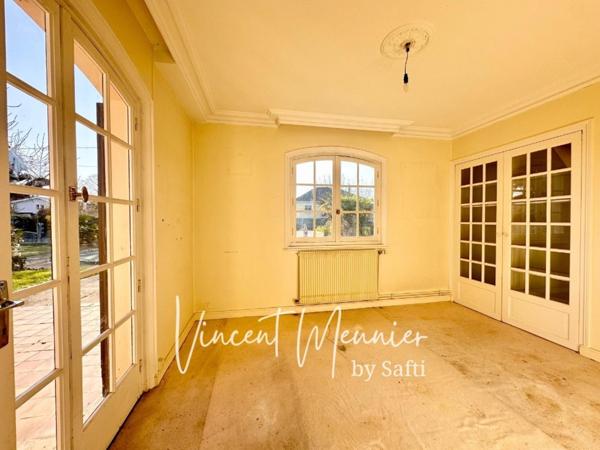 Maison Familiale / 4 chambres / Garage / Piscine / Grand terrain