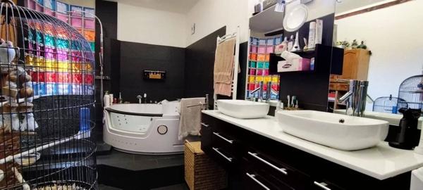 Maison 6 pièces de 185m²