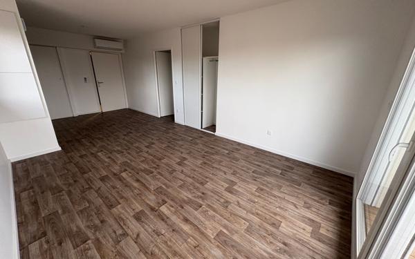 Appartement à vendre    2 pièces • 47 m2 Castelginest