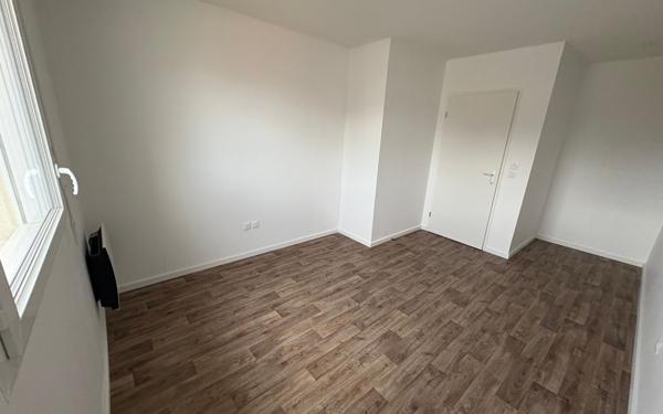 Appartement à vendre    2 pièces • 47 m2 Castelginest