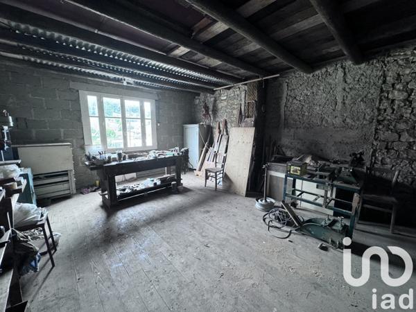 Maison de village 4 pièces de 75 m² à Poissons (52230)