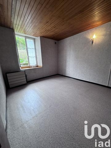 Maison de village 4 pièces de 75 m² à Poissons (52230)