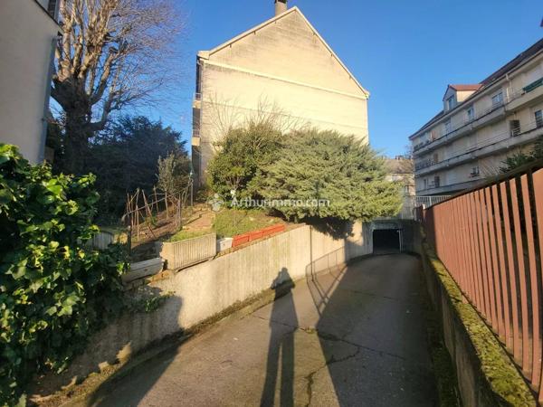 Vente                                                      Appartement
                        
                     3 pièces                      56 m2                     à Sarcelles