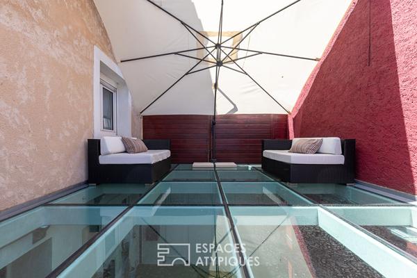 Appartement-maison indépendante avec terrasse, garage et atelier