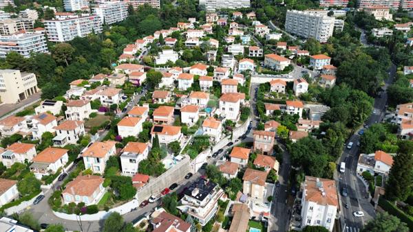 NICE OUEST  / BAS FABRON BOSQUETS - Maison individuelle 5 pièces, jardin, domaine privé sécurisé