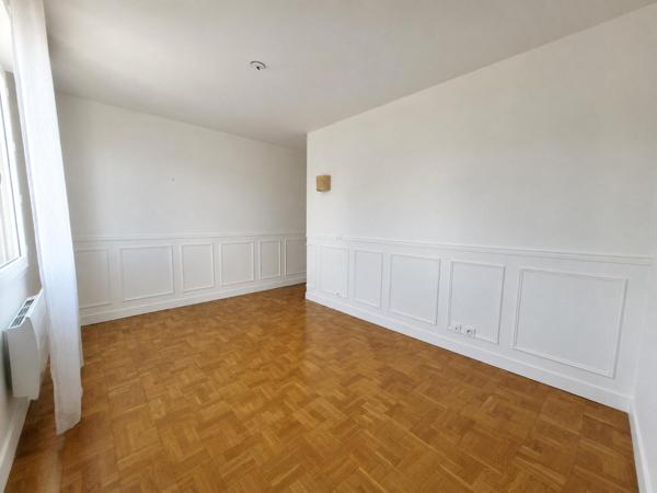 Appartement T3, 2 chambres, lumineux.
