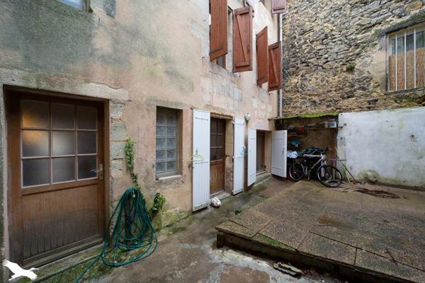 Immeuble à vendre |  Blaye |  211 m²