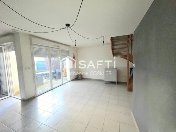 Maison T4 de 3 chambres, garage et jardin