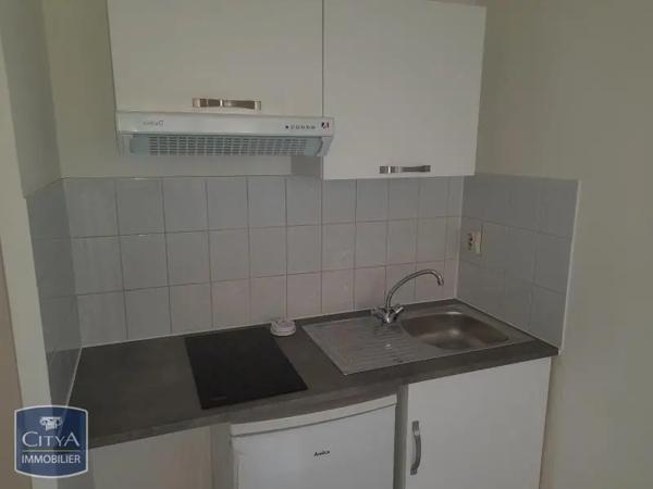 Appartement à louer 1 pièce 23.42m²