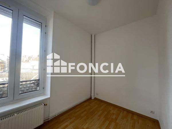 Location Appartement 3 pièces 64.2 m² - 20 AVENUE CHARLES-DE-GAULLE Charleville Mezieres 08000