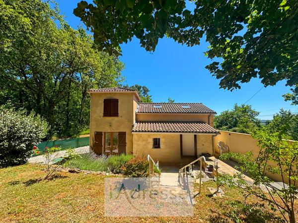 Maison en pierre à Puy L'évêque