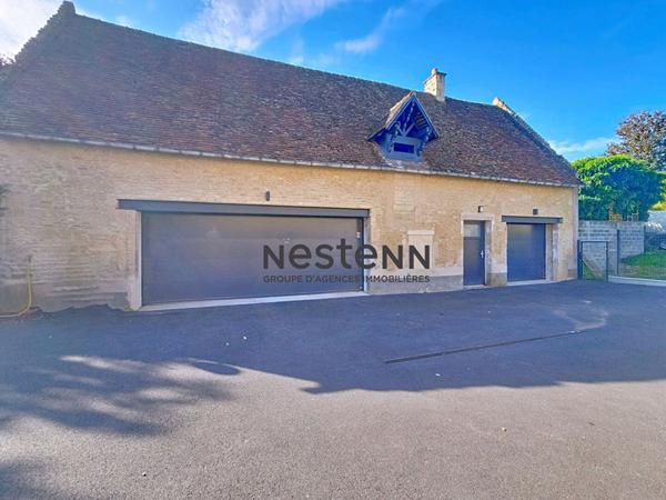 À vendre charmante demeure familiale de caractère, lumineuse et spacieuse, située entre terre et mer au nord de Caen