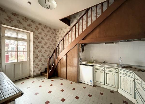 Maison à vendre    5 pièces • 152 m2 Le Châtelet