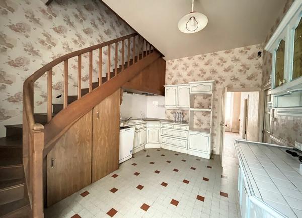 Maison à vendre    5 pièces • 152 m2 Le Châtelet