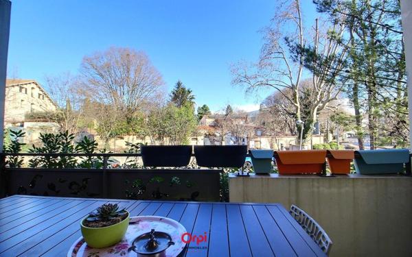 Appartement à vendre    3 pièces •  Marseille 11