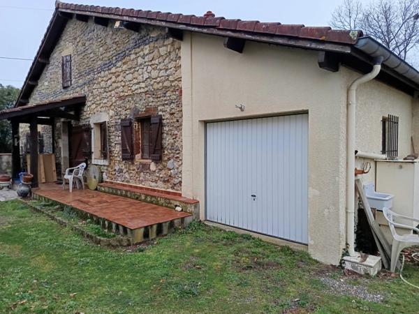 Charmante Maison en Galets – Fort Potentiel d’Agrandissement