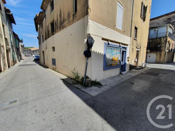 à vendre  58 m2 ROQUEMAURE - 30