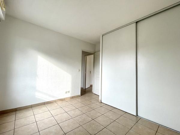 Fréjus (83600) T3 lumineux 67 m2 environ avec terrasse de 11m2 environ à Fréus