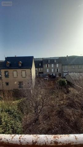 Immeuble à vendre à Murat dans le Cantal (15300), ref : FG/2498