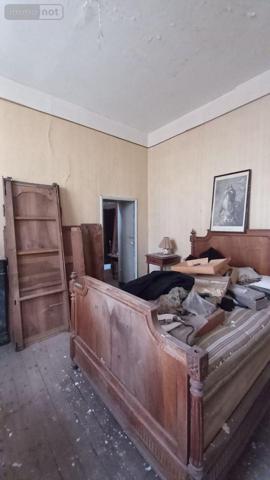 Immeuble à vendre à Murat dans le Cantal (15300), ref : FG/2498