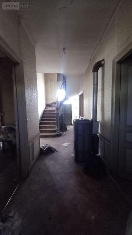 Immeuble à vendre à Murat dans le Cantal (15300), ref : FG/2498